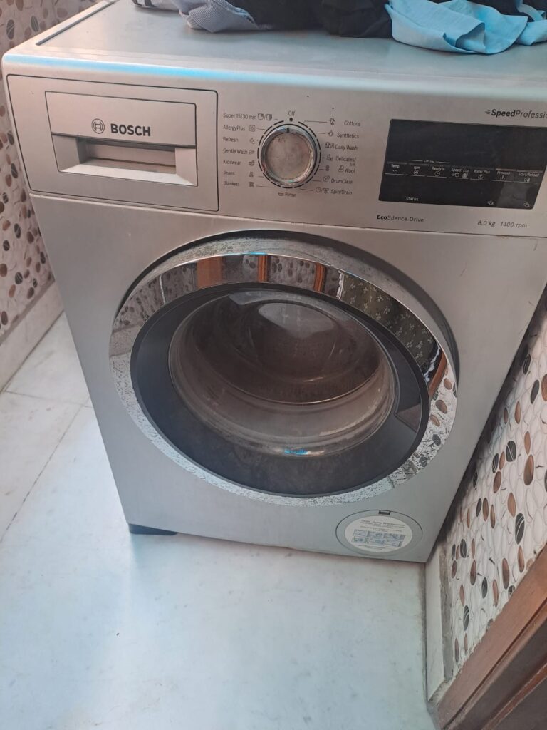 4c8dee94-157d-4ff4-9a03-6f5fb13551e8