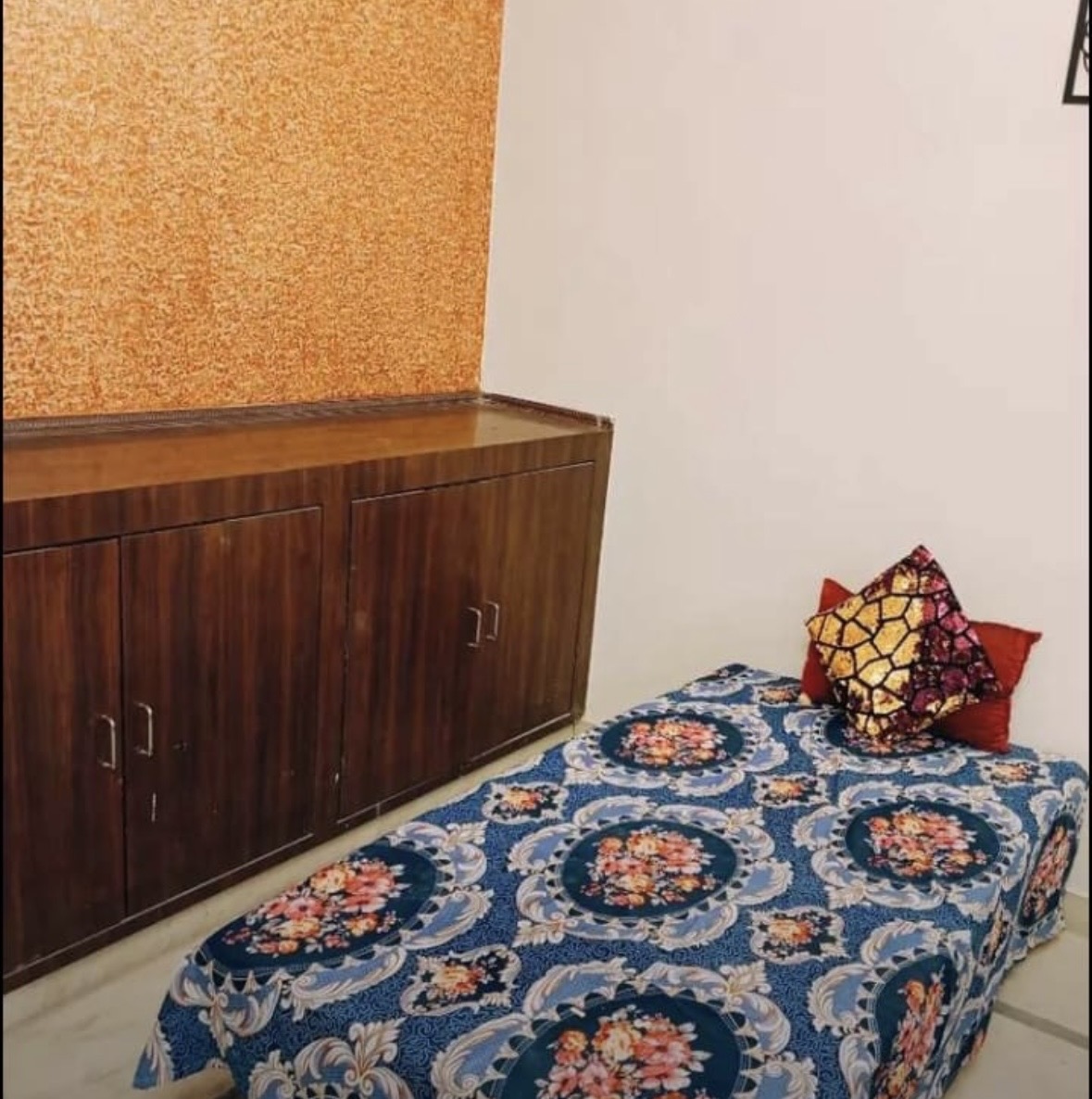 PG KING cover – Vaishali Nagar