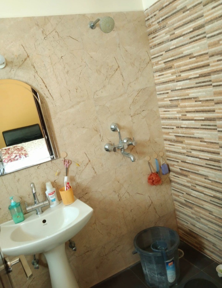 b7d72580-6682-4422-b856-72ee872dde46