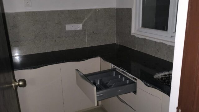 eb50f58f-d148-48ba-8f19-70e9ed820ea2