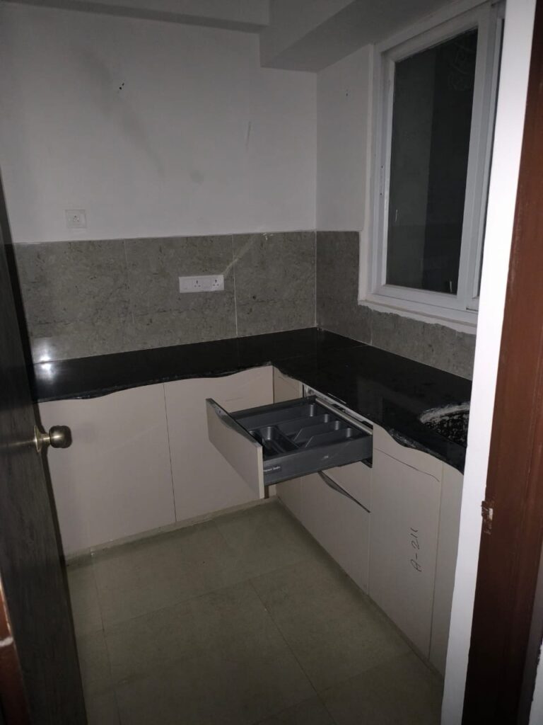 eb50f58f-d148-48ba-8f19-70e9ed820ea2