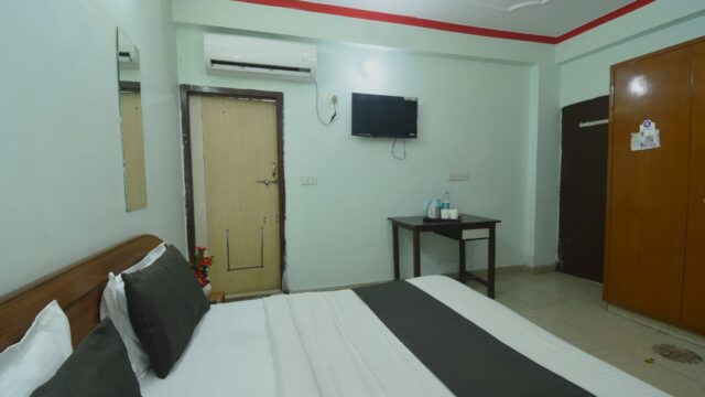 f00d2ab1-7ecc-45c7-a68d-66e3114f6d83