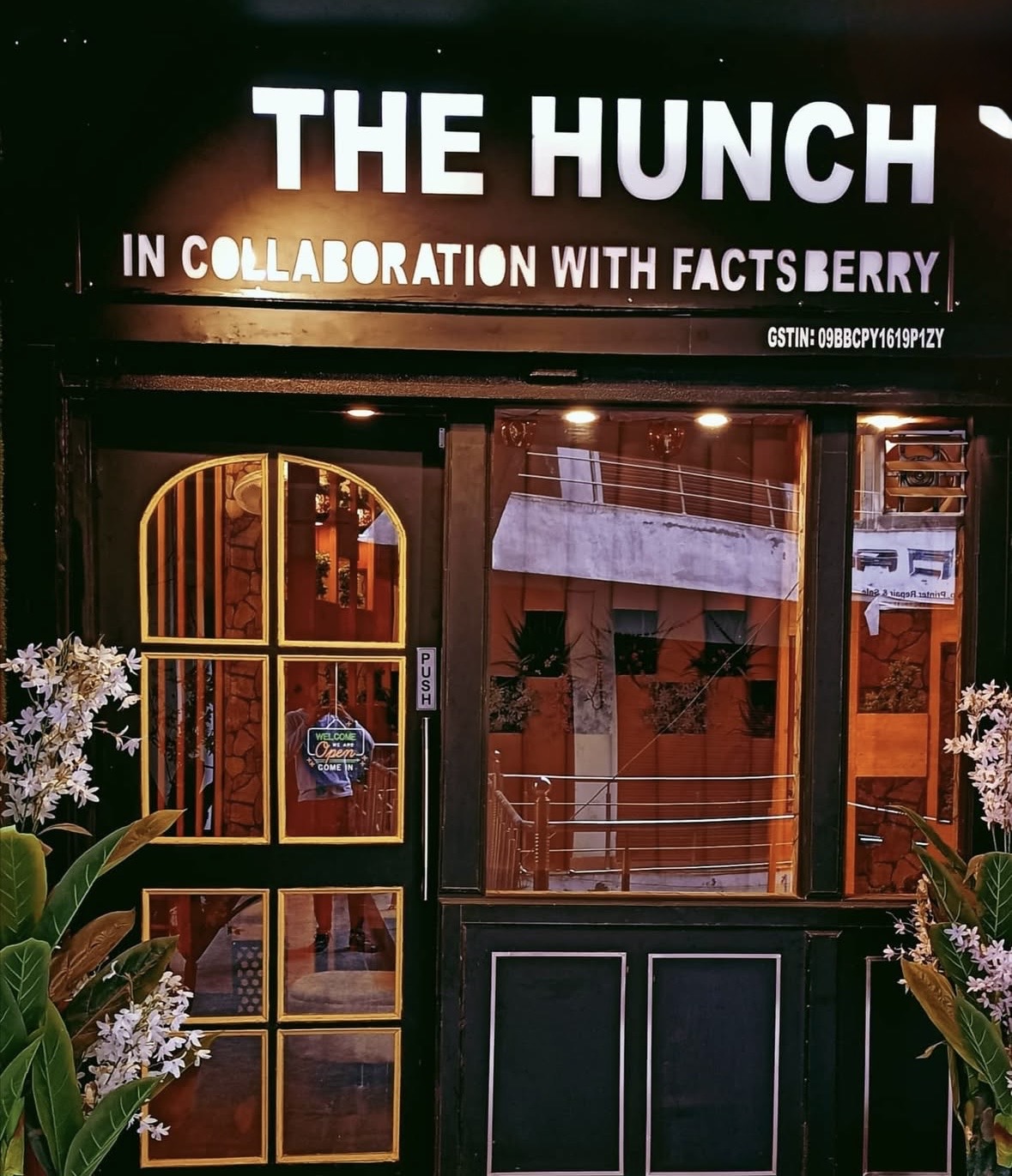 The Hunch Cafe