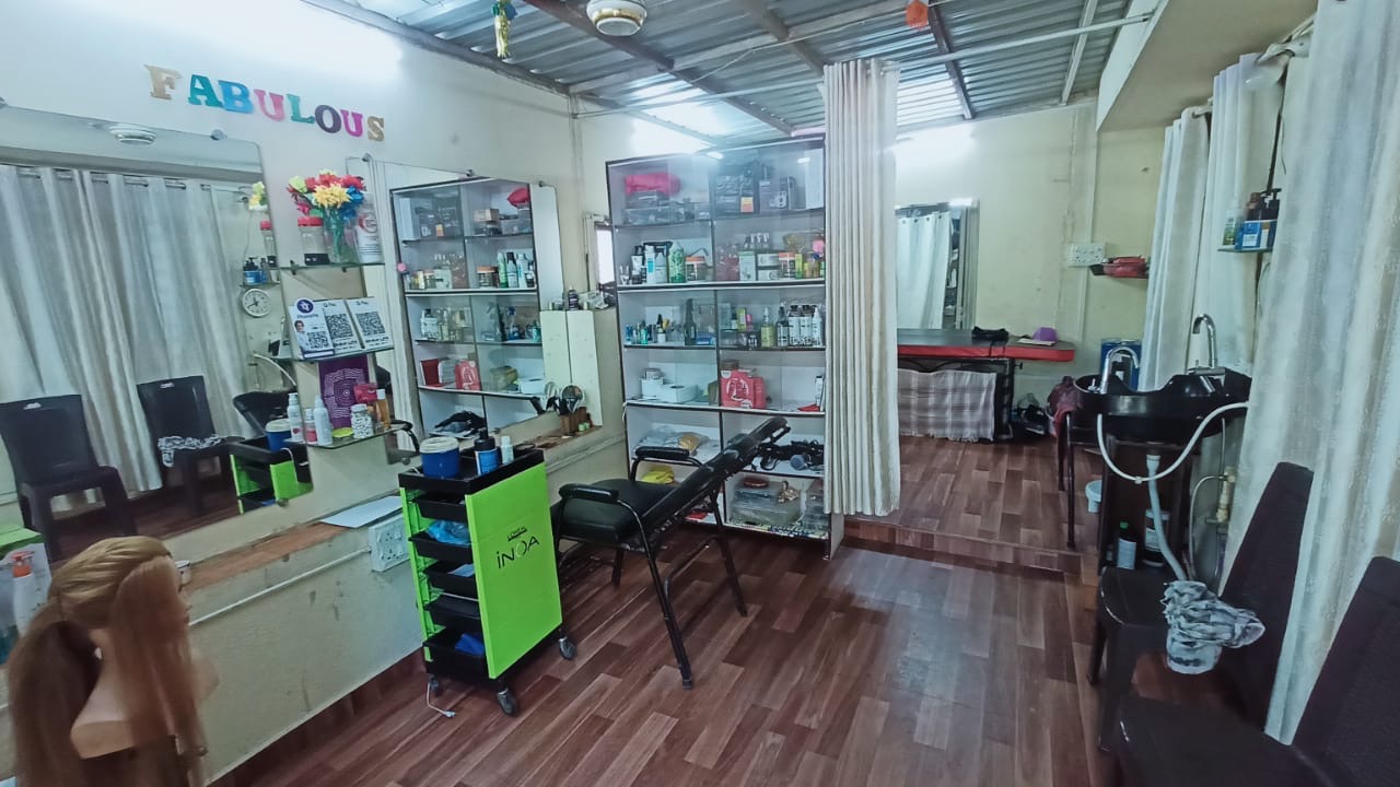 Fabulous Beauty Parlor Preview Image