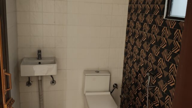 f98a4164-dfee-4091-b1c3-083dd1da3994